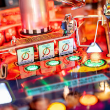 james-bond-premium-pinball-features