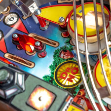 Stern James Bond 007 Pinball machine Premium playfield details.