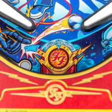 The Foo Fighters LE pinball machine details.