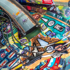 The Foo Fighters LE pinball machine details.