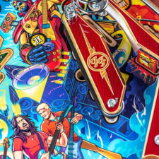 The Foo Fighters LE pinball machine details.
