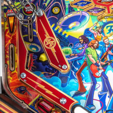 The Foo Fighters LE pinball machine details.