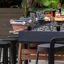 The RS Max Dining Table details.