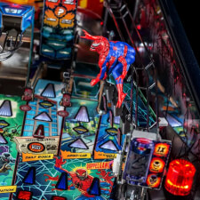 The Stern Venom LE Pinball Playfiel Details.