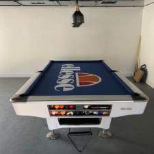 A Pureline La Pro American with Logo
