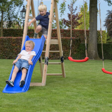 Kids playing in Ava Playground centre.
