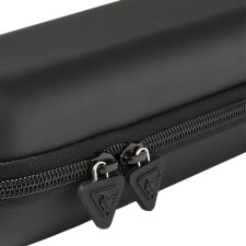 The Peradon cue case Svartur in black for 3/4 piece cues zip.