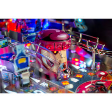 The Stern Uncanny X-Men Pinball Machine In Action!