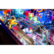 The Stern Uncanny X-Men Pinball Machine In Action!