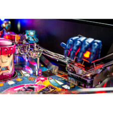 The Stern Uncanny X-Men Pinball Machine In Action!