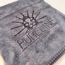 The Pureline Cue Towel In Action!