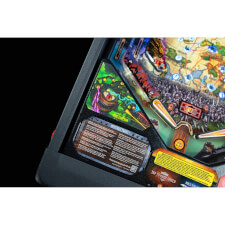 The Cabinet Badge of the Stern Dungeons & Dragons: The Tyrant's Eye Pinball Machine