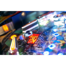 The Playfield Features of the Stern Dungeons & Dragons: The Tyrant's Eye Premium Pinball Machine