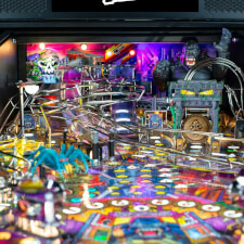 The Stern King Kong: Myth of Terror Island Premium Pinball Machine features.