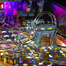 The Stern King Kong: Myth of Terror Island Premium Pinball Machine features.