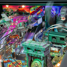 The Stern King Kong: Myth of Terror Island Premium Pinball Machine features.
