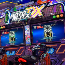 The Sega Asphalt  Moto Blitz Twin arcade machine screen.