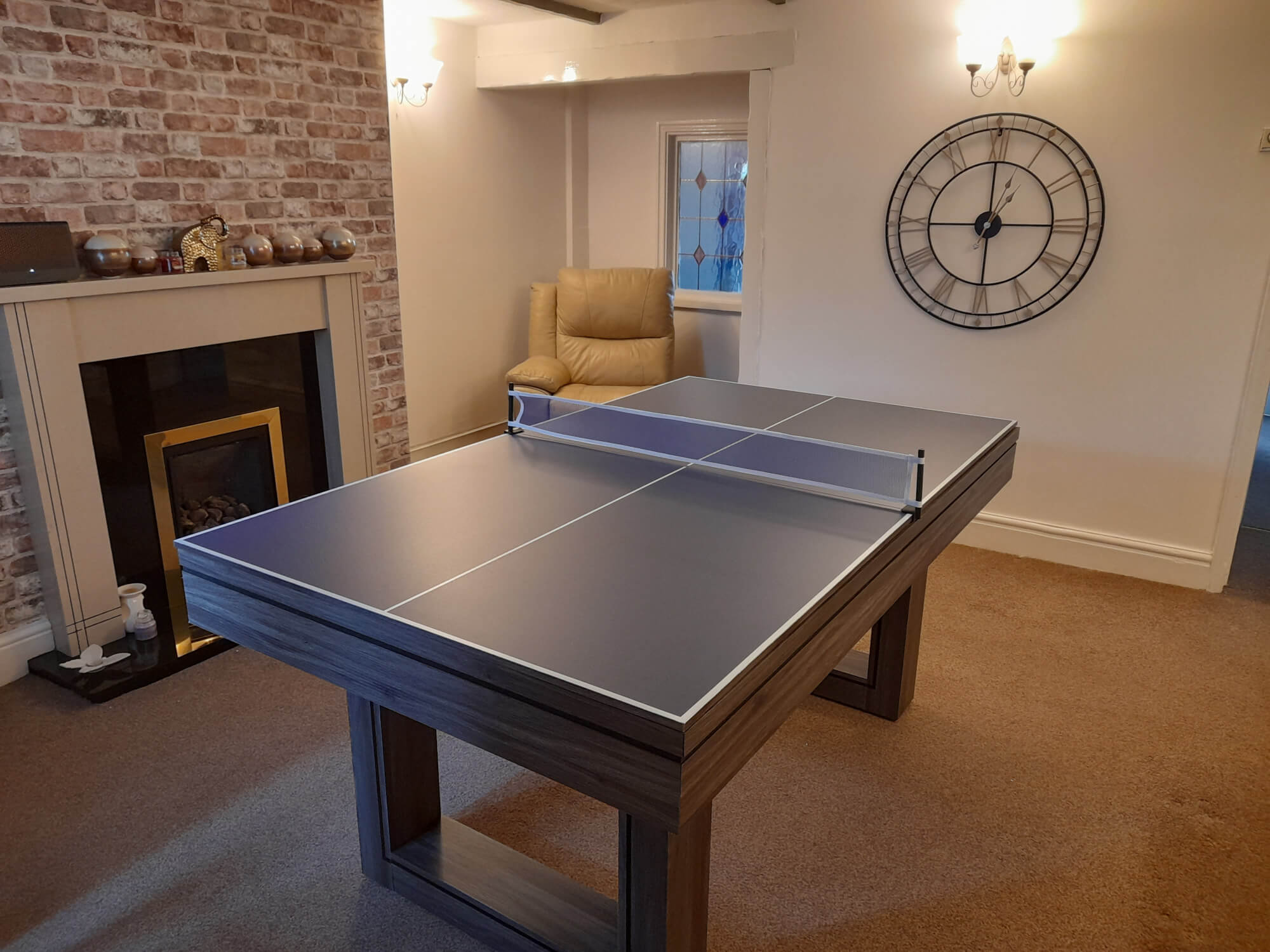 amalfi pool dining table