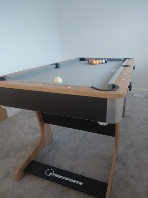 Strikeworth Streamline Folding 5ft Pool Table