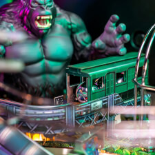 Stern King Kong: Myth of Terror Island Premium Pinball Machine  Video