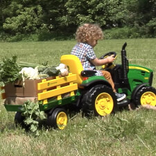 Peg Perego John Deere Ground Force Ride On Tractor Video